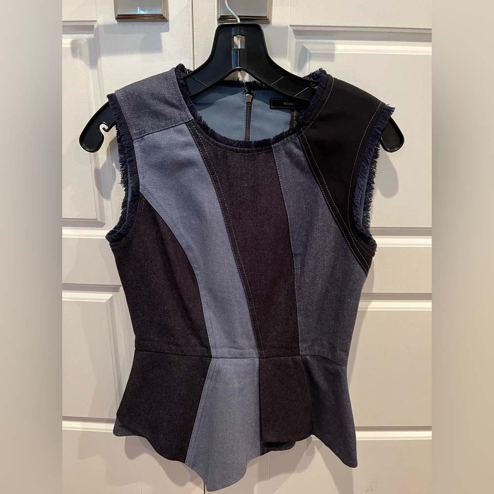 BCBG top